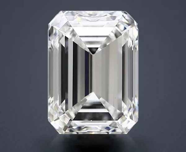 4.31 Carat · G · VS1 Rare Carat Ideal Cut