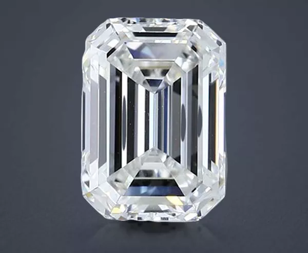 3.21 Carat · F · VS1 Rare Carat Ideal Cut