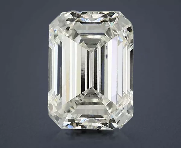 2.59 Carat · G · VS1 Rare Carat Ideal Cut