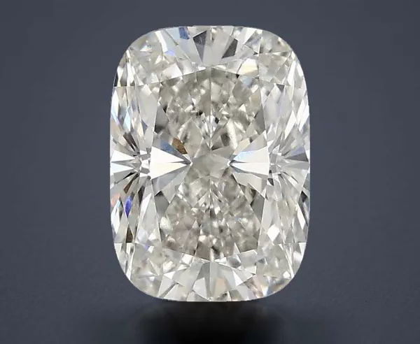 2.1 Carat · G · VVS2 Rare Carat Ideal Cut
