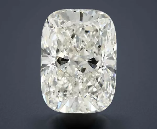 3.1 Carat · G · VS1 Rare Carat Ideal Cut