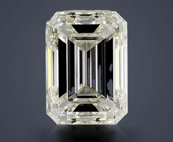 2.01 Carat · J · VVS2 very good Cut
