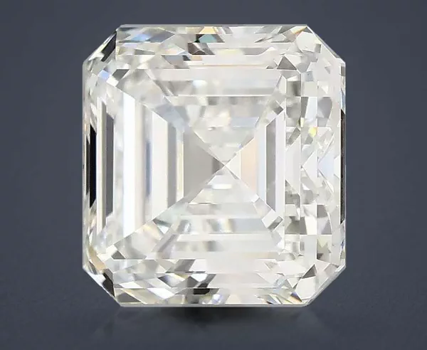 4 Carat · G · VS1 excellent Cut