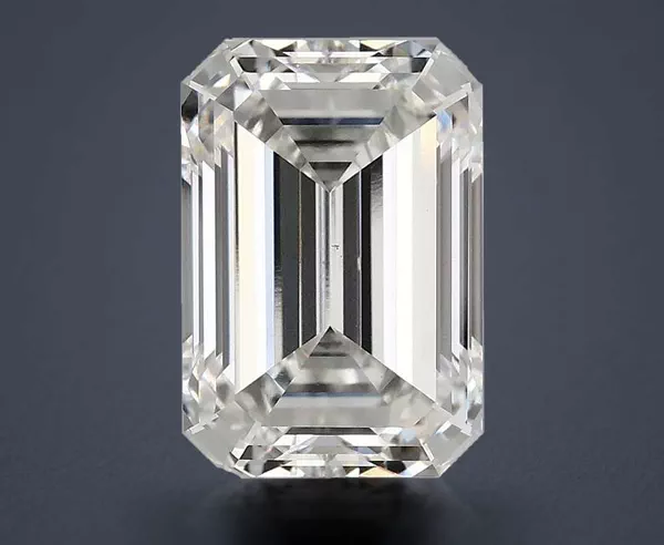 4.81 Carat · F · VS1 Rare Carat Ideal Cut