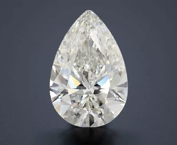 2.81 Carat · F · VS1 Rare Carat Ideal Cut