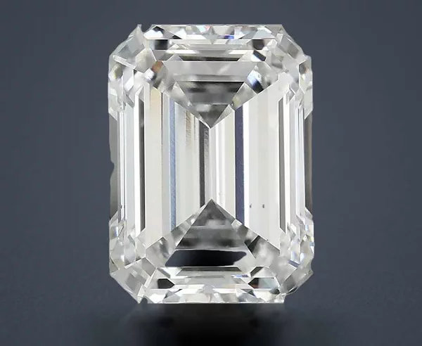 3.19 Carat · E · VS1 Rare Carat Ideal Cut