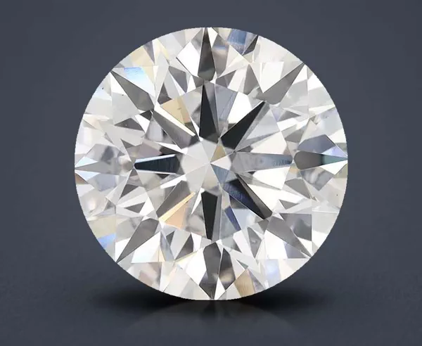 7.11 Carat · F · VS2 Rare Carat Ideal Cut