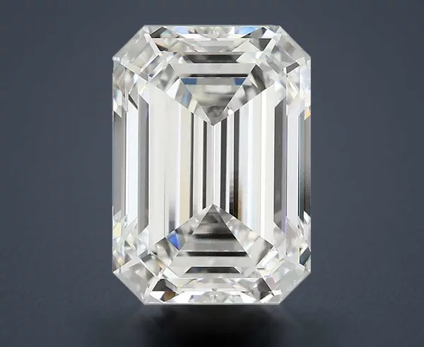 4.23 Carat · E · VVS2 Rare Carat Ideal Cut