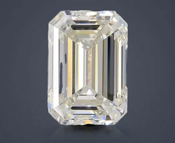 3.05 Carat · H · VS1 Rare Carat Ideal Cut