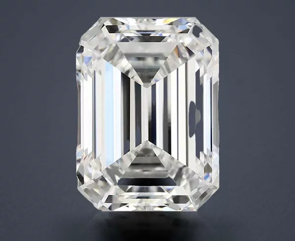 6 Carat · E · VS1 Rare Carat Ideal Cut