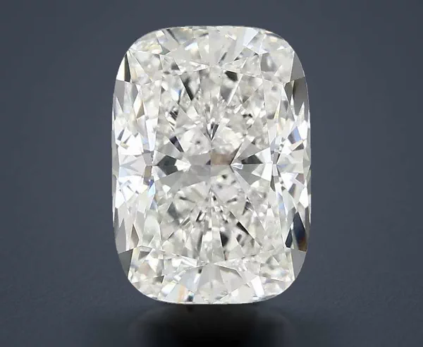 3.26 Carat · F · VS1 Rare Carat Ideal Cut