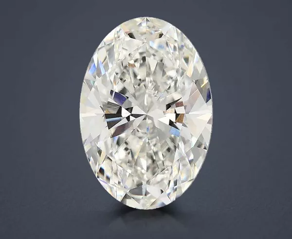 4.05 Carat · G · VS2 Rare Carat Ideal Cut