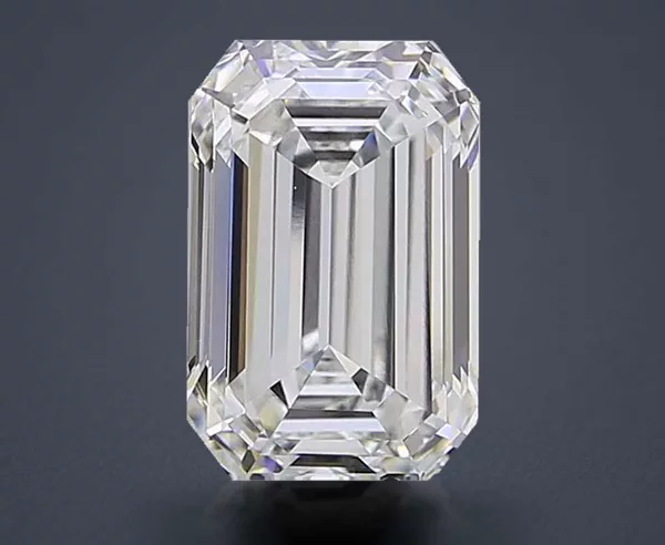 2.81 Carat · E · VVS2 Rare Carat Ideal Cut