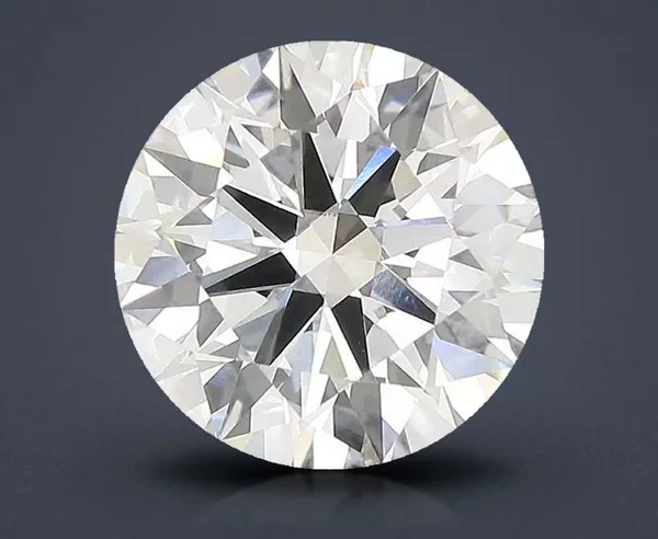 3.65 Carat · G · VS1 Rare Carat Ideal Cut