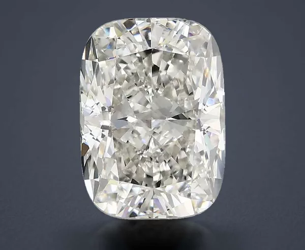 2.88 Carat · G · VVS2 Rare Carat Ideal Cut