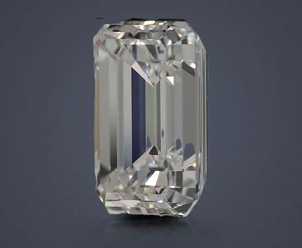 2.72 Carat · G · VS1 Rare Carat Ideal Cut