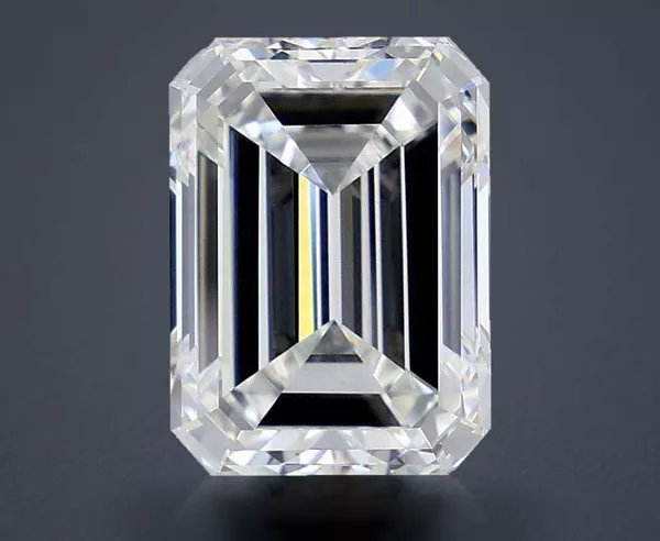4.35 Carat · E · VVS2 Rare Carat Ideal Cut