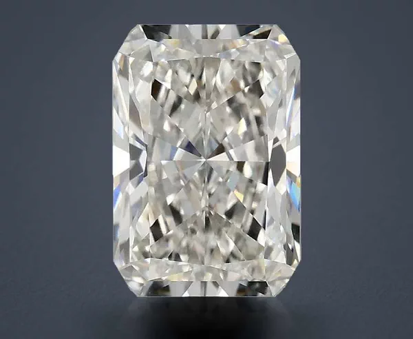 3.04 Carat · G · VVS2 Rare Carat Ideal Cut