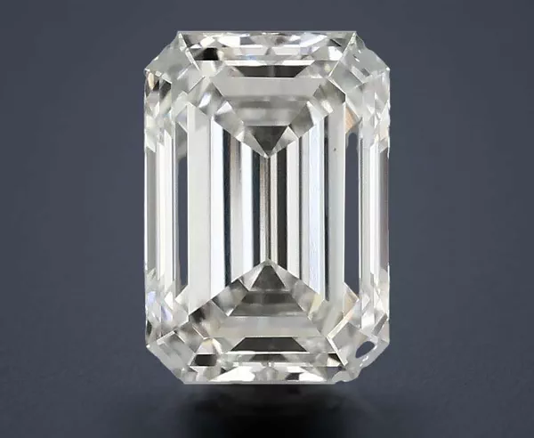 2.59 Carat · G · VS1 Rare Carat Ideal Cut