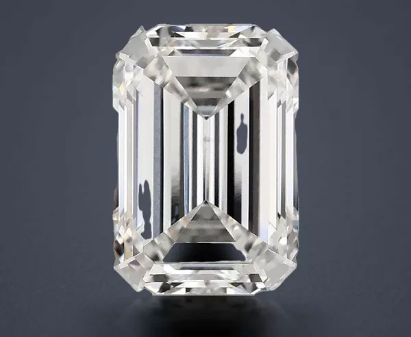 4.07 Carat · G · VS1 Rare Carat Ideal Cut