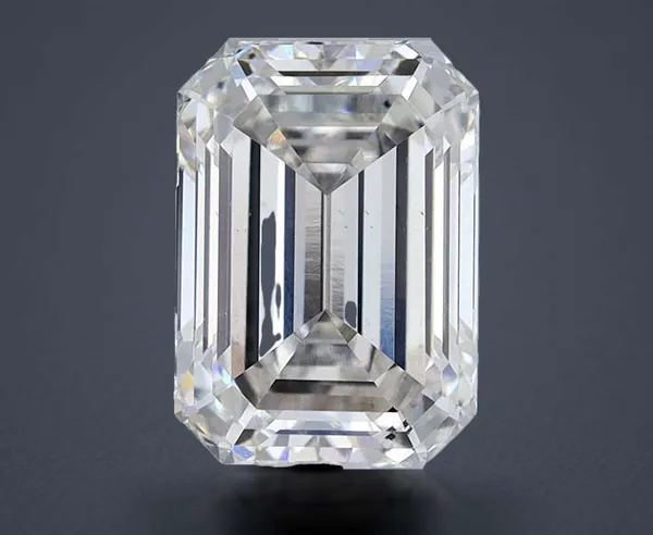 2.07 Carat · G · VS2 Rare Carat Ideal Cut