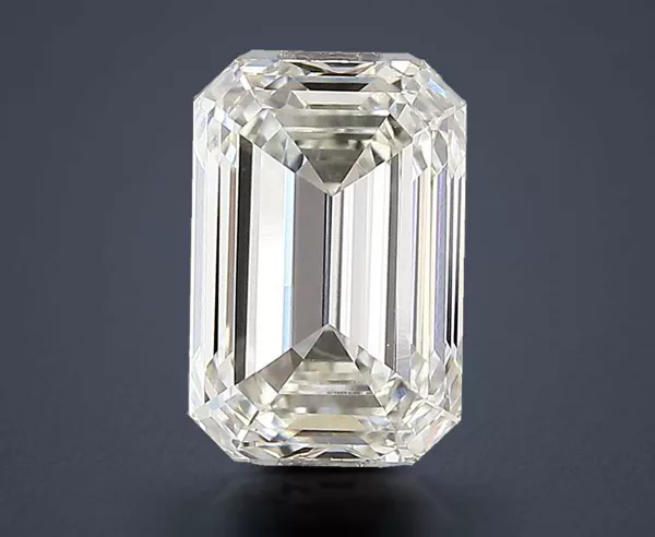 2.56 Carat · H · VVS2 Rare Carat Ideal Cut