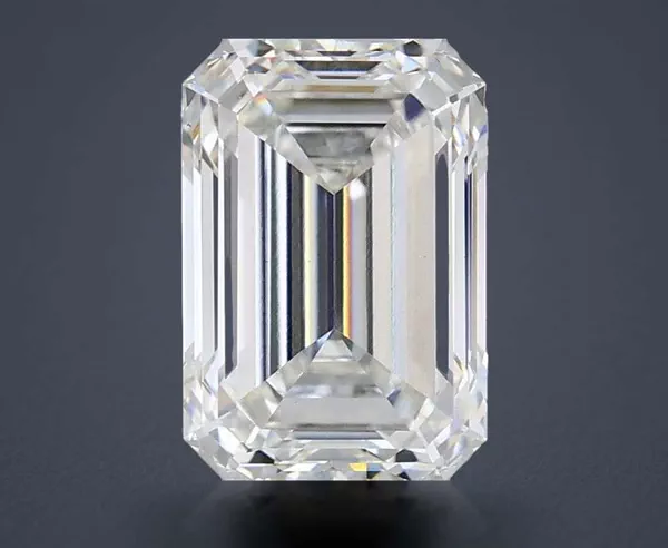 2.3 Carat · F · VS1 Rare Carat Ideal Cut