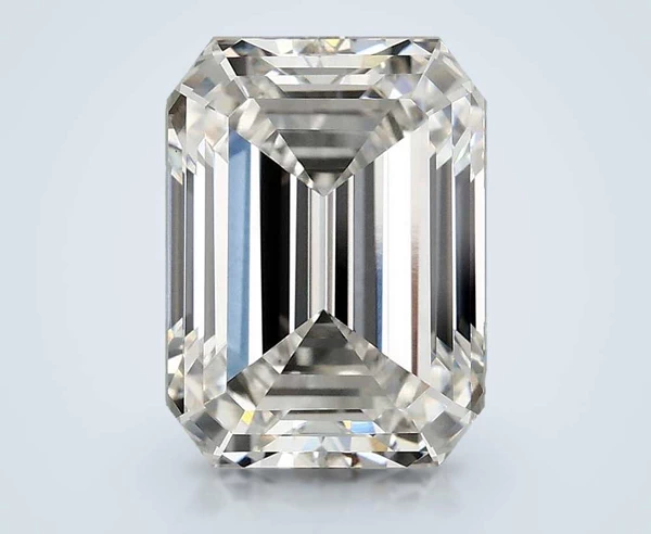 4.81 Carat · F · VVS2 Rare Carat Ideal Cut
