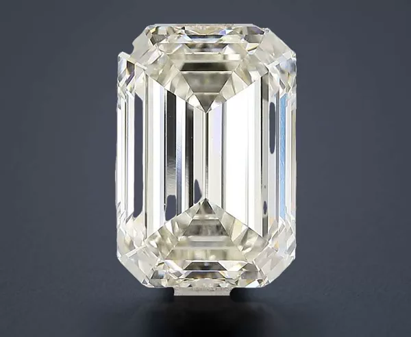 5.01 Carat · I · VVS2 excellent Cut