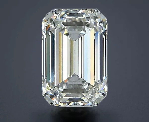 3.05 Carat · J · VVS1 Rare Carat Ideal Cut