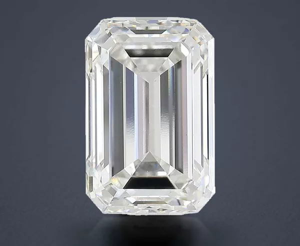 7.02 Carat · G · VS1 Rare Carat Ideal Cut