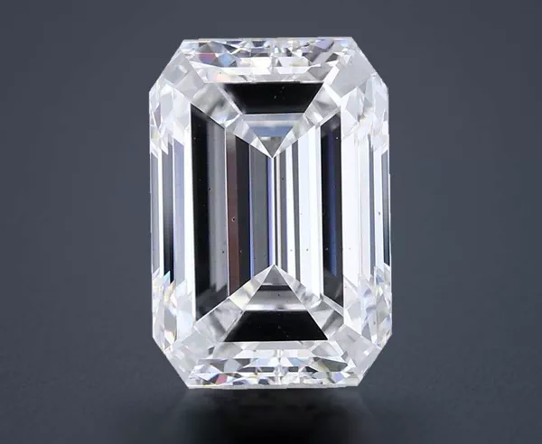 2.8 Carat · D · VS2 Rare Carat Ideal Cut