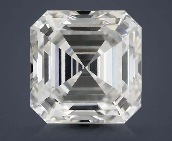 1.57 Carat · F · VS2 Rare Carat Ideal Cut