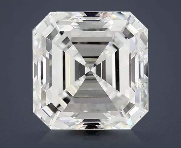 3.95 Carat · F · VVS2 excellent Cut