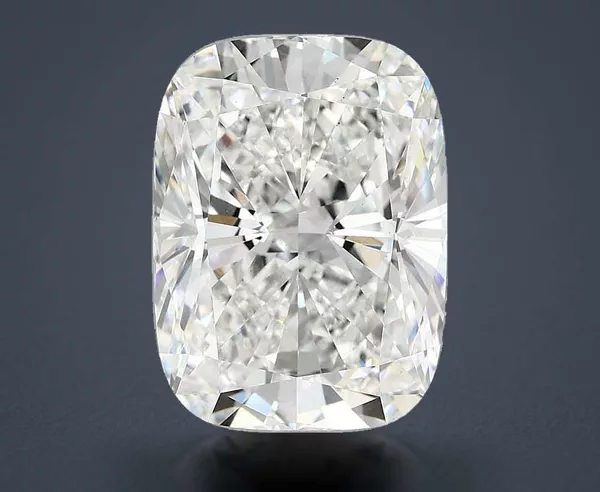 6.02 Carat · E · VS1 Rare Carat Ideal Cut