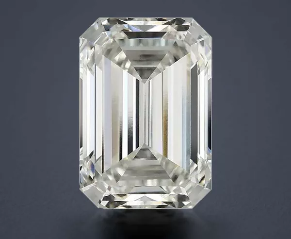 3.55 Carat · H · VS1 Rare Carat Ideal Cut