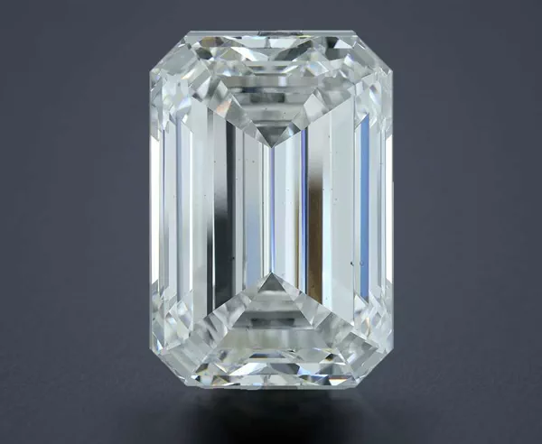20.25 Carat · E · VS2 Rare Carat Ideal Cut