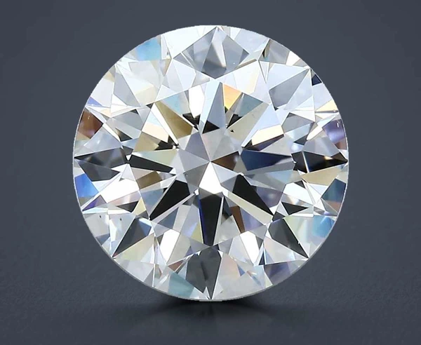 3.75 Carat · G · VS1 Rare Carat Ideal Cut