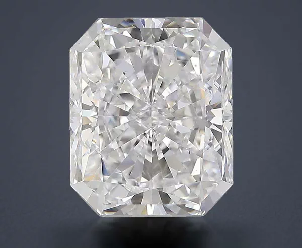 5.27 Carat · D · VS2 Rare Carat Ideal Cut