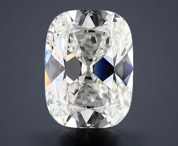 4.62 Carat · E · VVS1 Rare Carat Ideal Cut