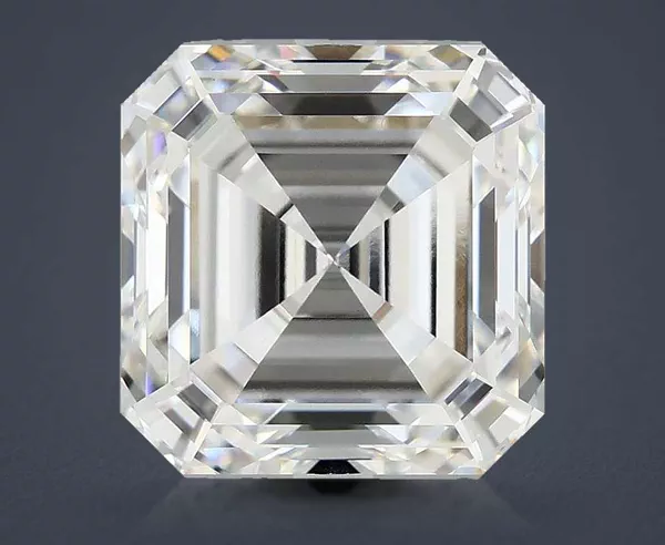 5.04 Carat · E · VVS2 excellent Cut