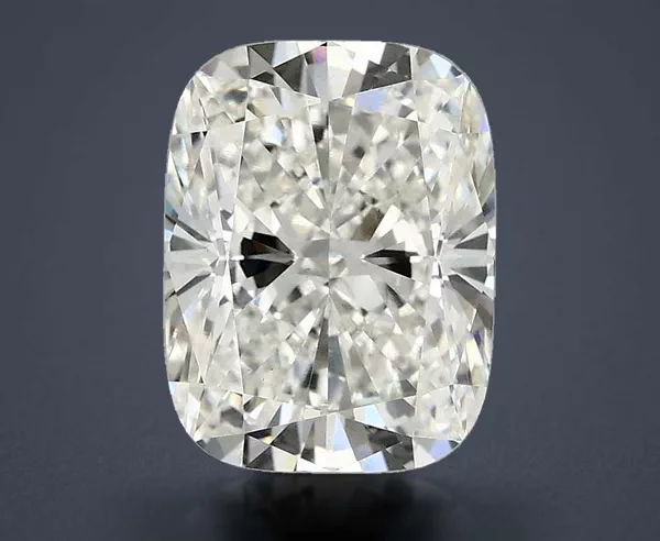 3.1 Carat · G · VS1 Rare Carat Ideal Cut