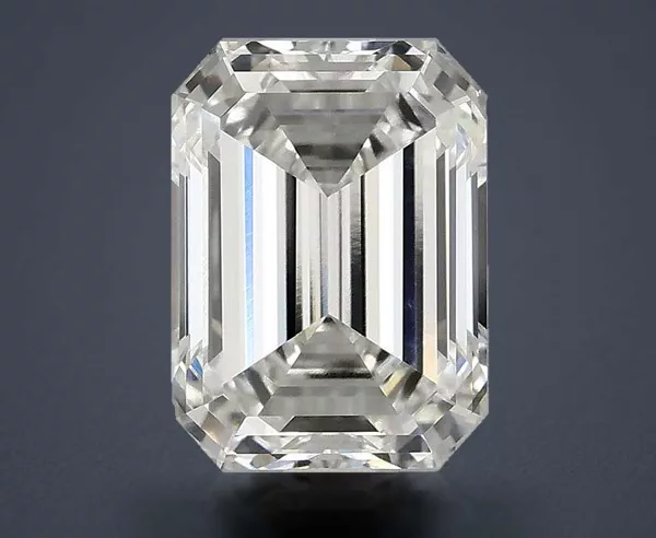 2.99 Carat · G · VVS2 Rare Carat Ideal Cut