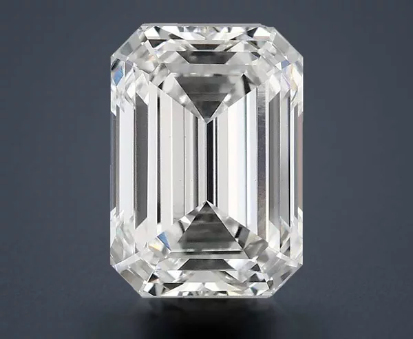 3.19 Carat · E · VS1 Rare Carat Ideal Cut
