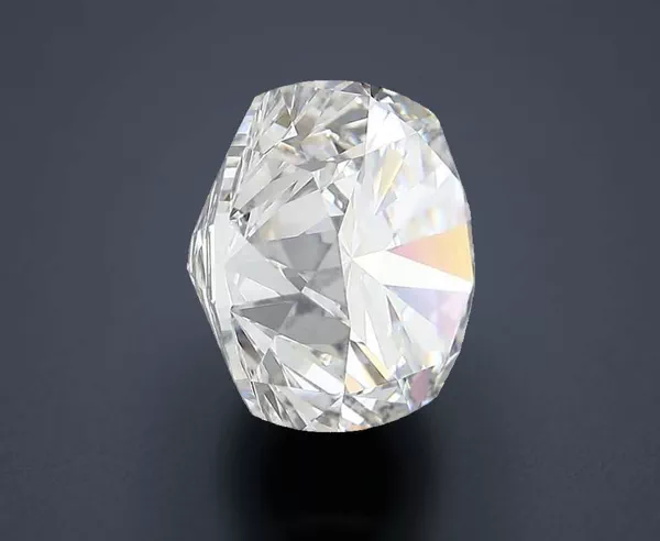 6.01 Carat · E · VVS2 excellent Cut