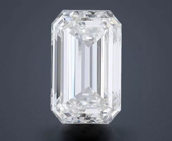 1.47 Carat · F · VVS2 Rare Carat Ideal Cut