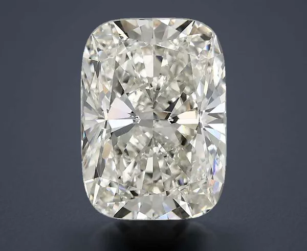 4.07 Carat · H · VVS2 Rare Carat Ideal Cut