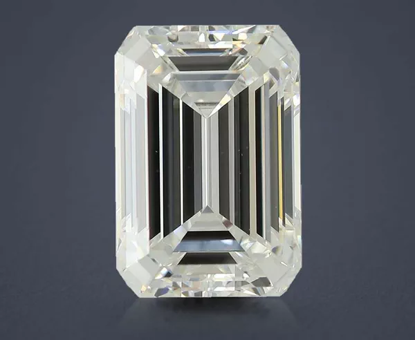 3.38 Carat · E · VVS2 Rare Carat Ideal Cut
