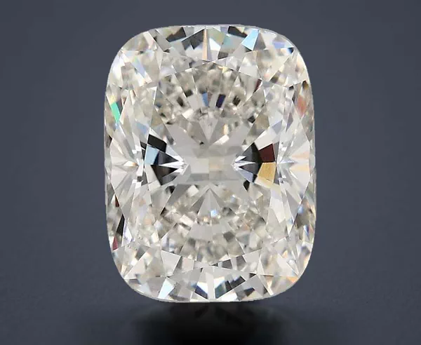4.08 Carat · G · VS2 Rare Carat Ideal Cut
