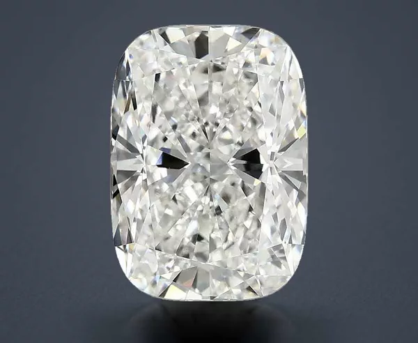 4.89 Carat · F · VVS2 Rare Carat Ideal Cut